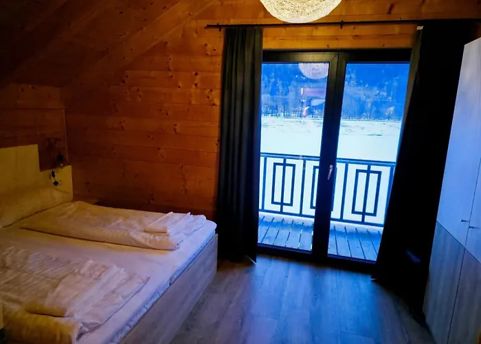 & Near Nassfeld Chalet *